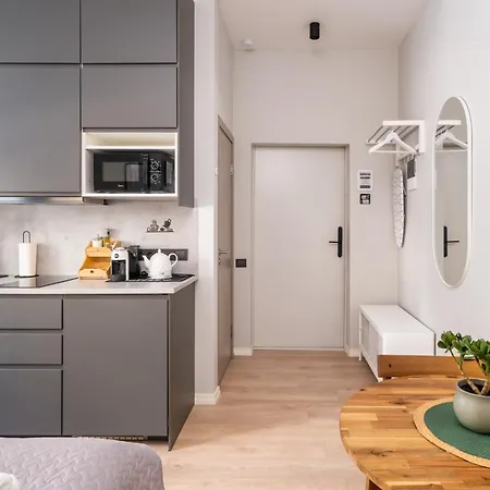 Stylish For 2 - Valdemara St *
