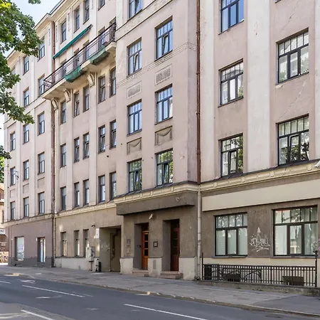 Stylish For 2 - Valdemara St